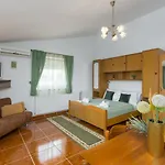 Studio Apartmani Marcela