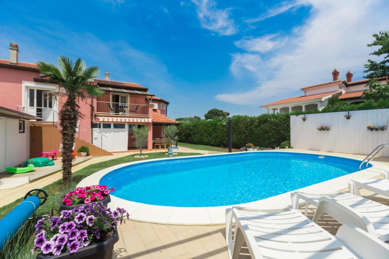 Marcela Apartman *