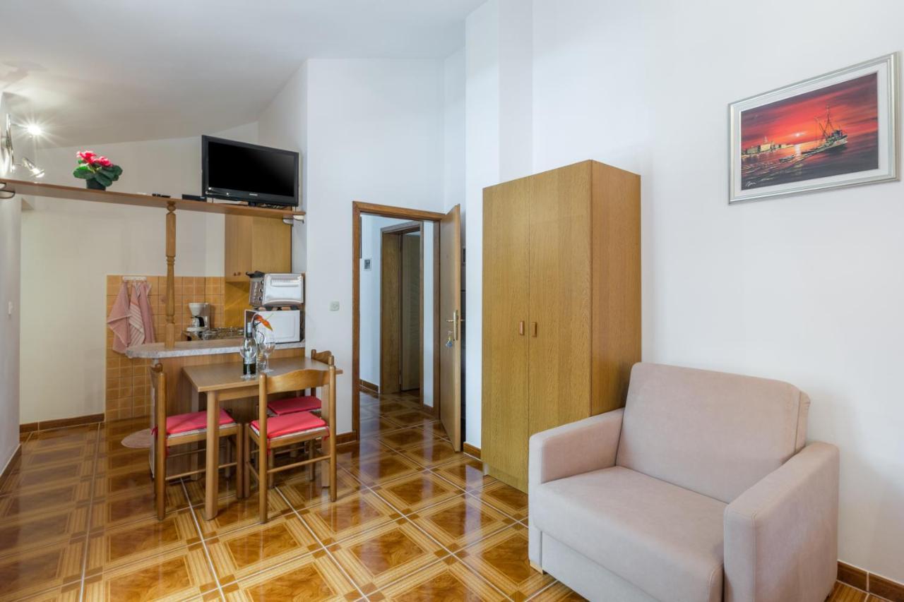 Marcela Appartement *